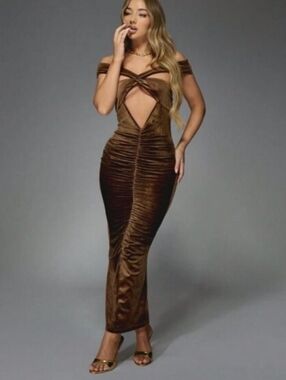 Missguided+ Brown Maxi Dress